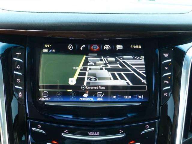 2017 Cadillac Escalade ESV 4x4 Luxury 4dr SUV